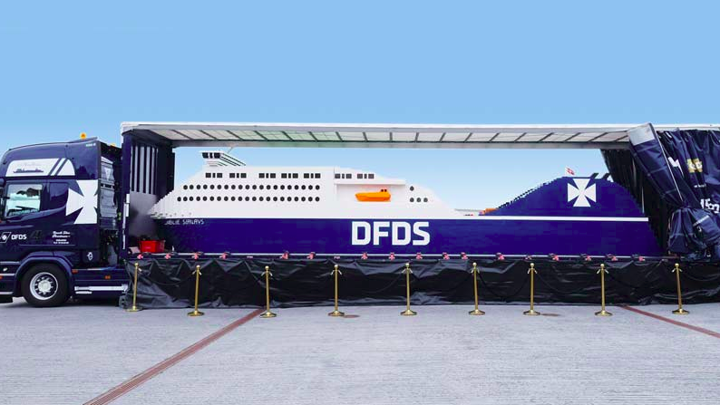 Dfds sales lego ship